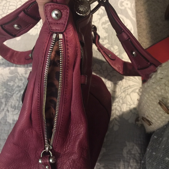 EUC B. Makowsky Sonoma leather Tote - Picture 3 of 6